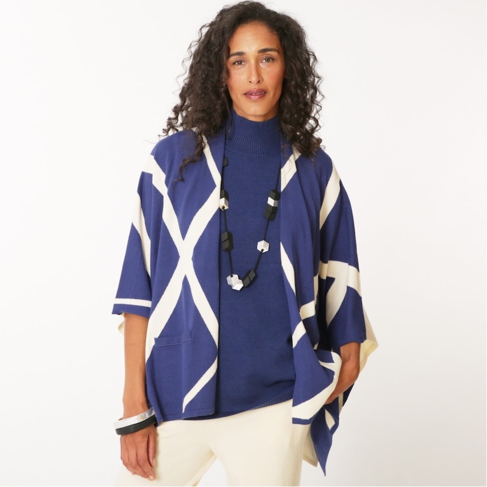 Wynne Layers blue and white knit poncho/open cardigan size S.